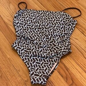 Cupshe Brown and White Geometric One Piece Swimsuit